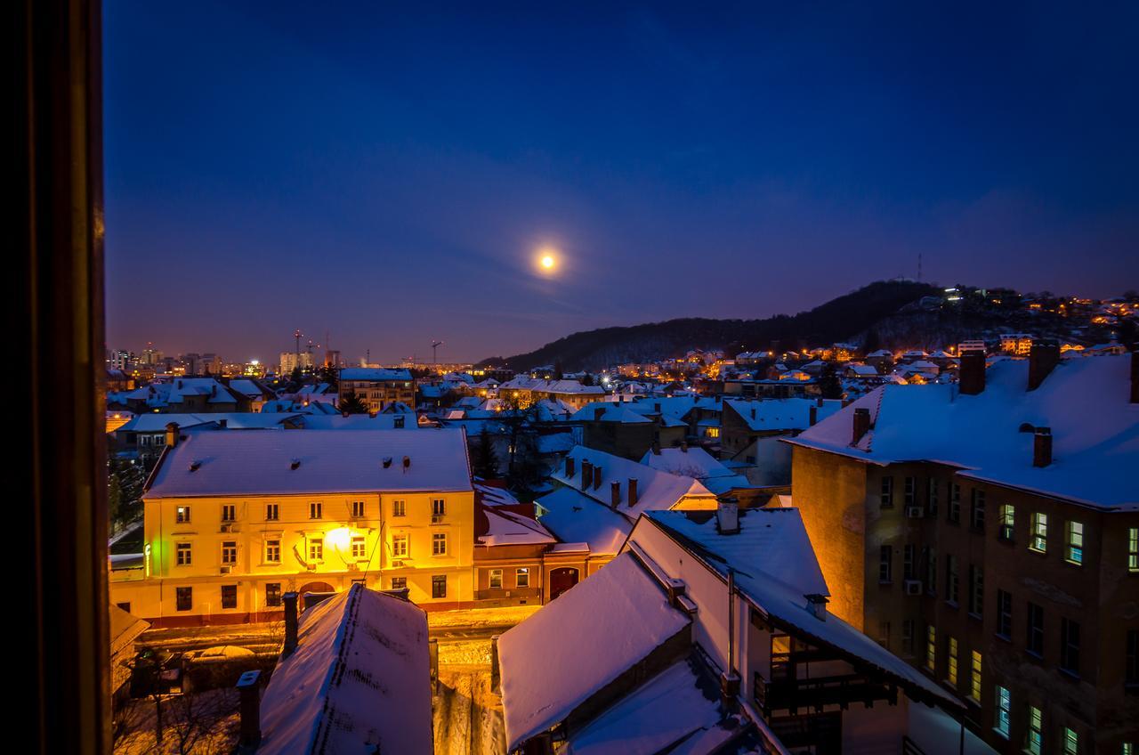 Apart Hotel Vlad Tepes Braşov Exterior foto