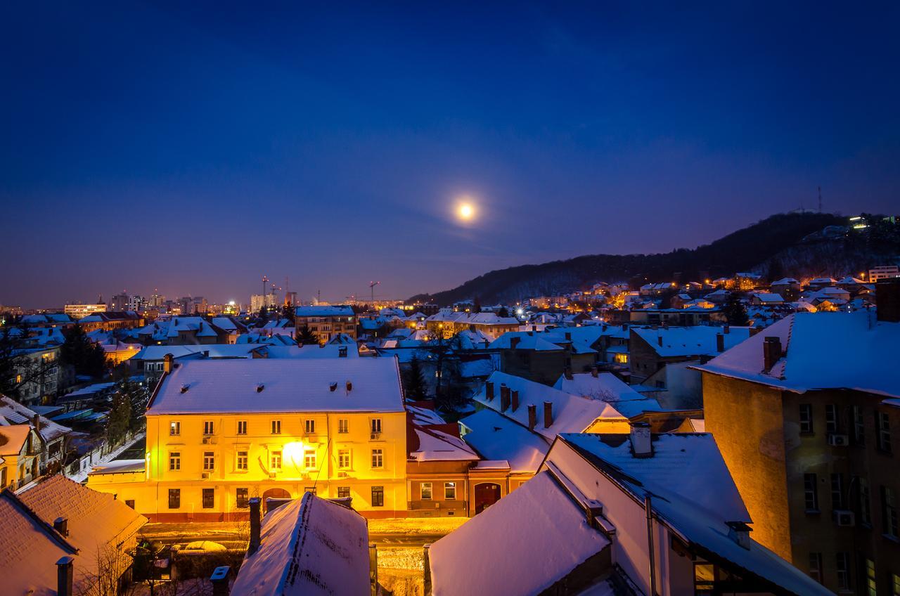 Apart Hotel Vlad Tepes Braşov Exterior foto